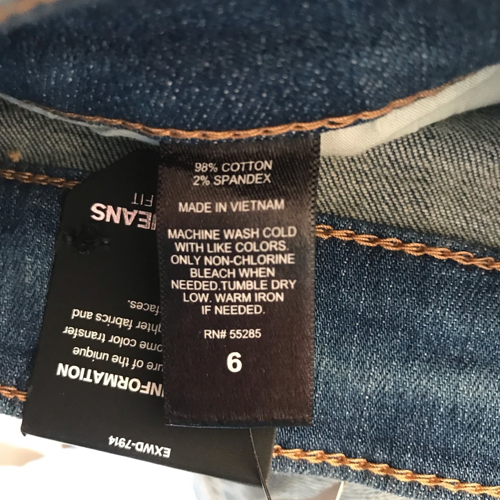 Express Jeans High Rise Shorts - Picture 7 of 8